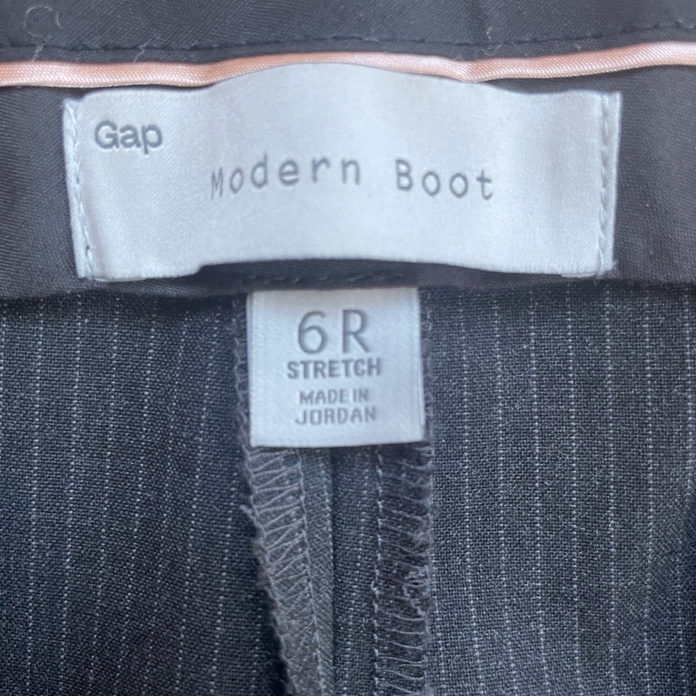 GAP Modern Boot 6R Black Pinstripe Dress Pants stretch - Picture 2 of 3